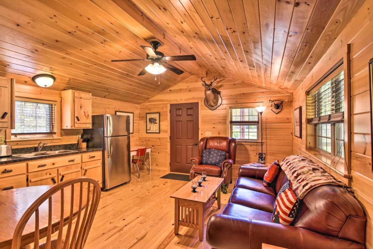 Pet-Friendly Cabin With Fire Pit And River Access! Parsons Eksteriør bilde